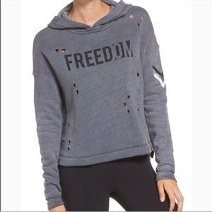 Alo yoga freedom hoodie size small